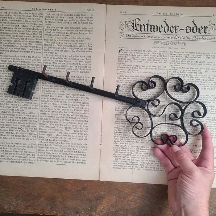 ドイツ蚤の市・古道具・ブロカント・アンティーク調・レトロ雑貨・鍵型