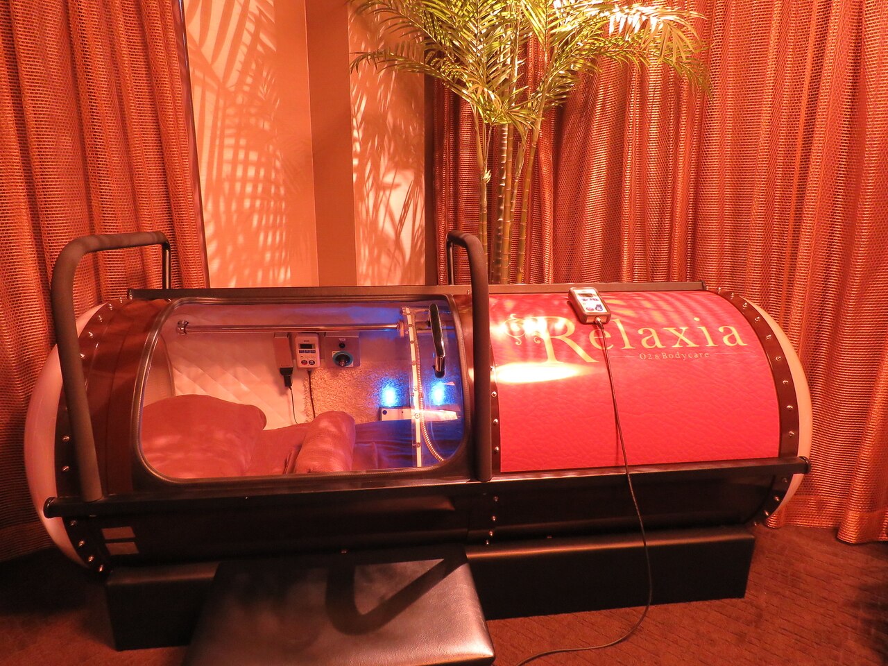 自慢の最新型高気圧酸素カプセル！｜リラクシア 六本木店