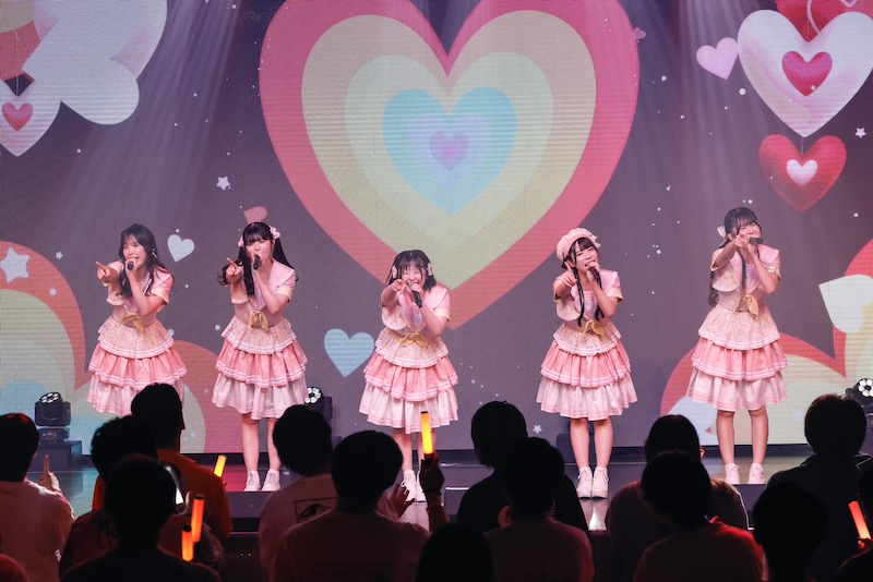 オフィシャルレポ】ニコルポップ、注目の新曲初披露 ハロウィン