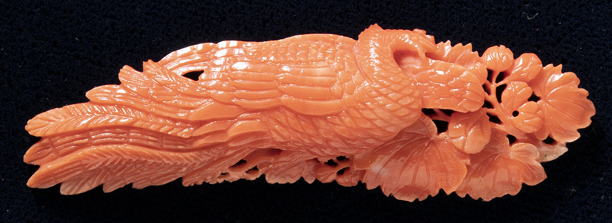 貨幣博物館 | Ornaments 置物 珊瑚細工:孔雀（赤珊瑚） AU~UNC