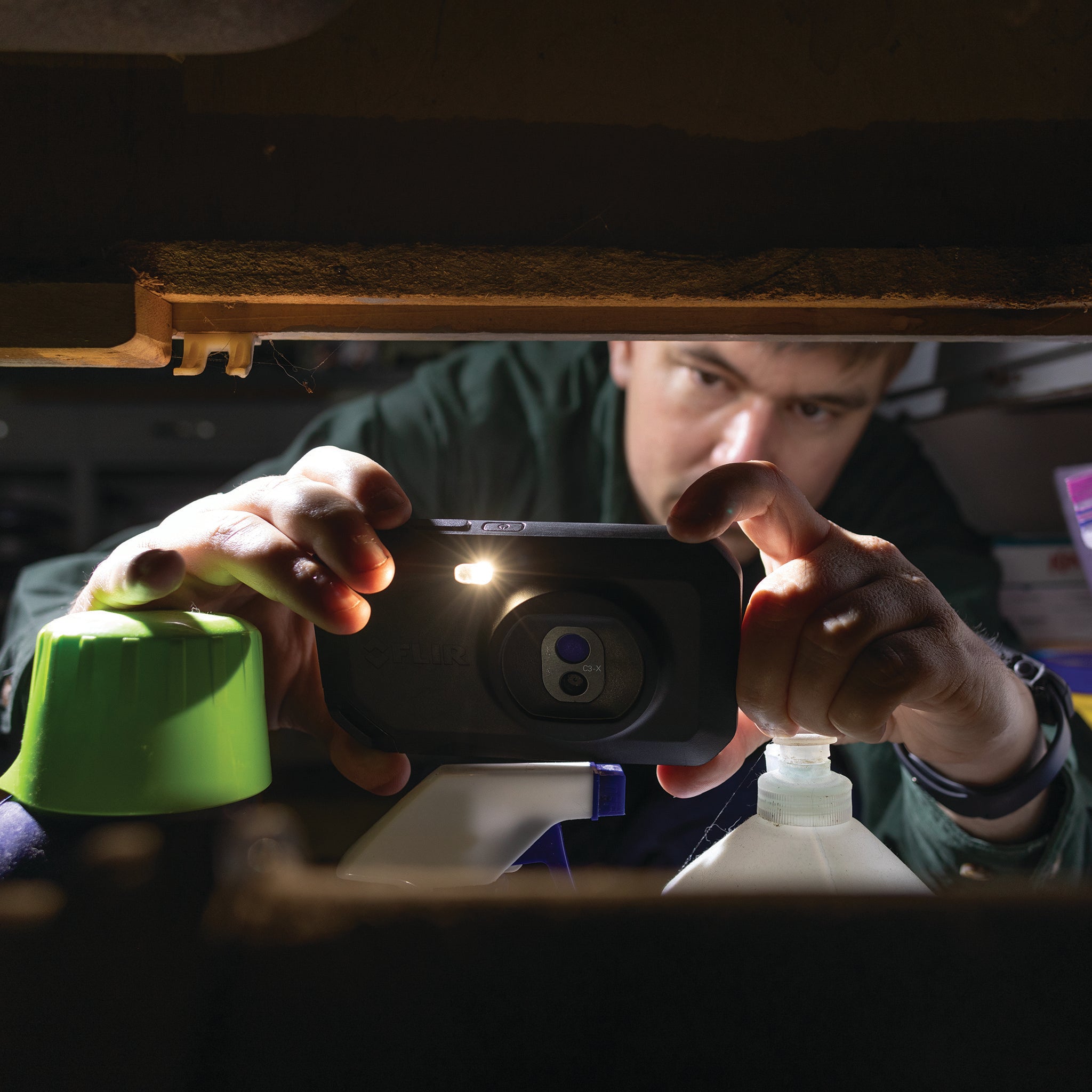 FLIR C3-X Compact Thermal Camera with WiFi – Inspector Outlet