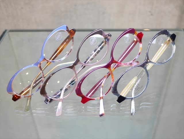 Lafont (ラフォン) 2018 AW 新作コレクション 『 COSMOS