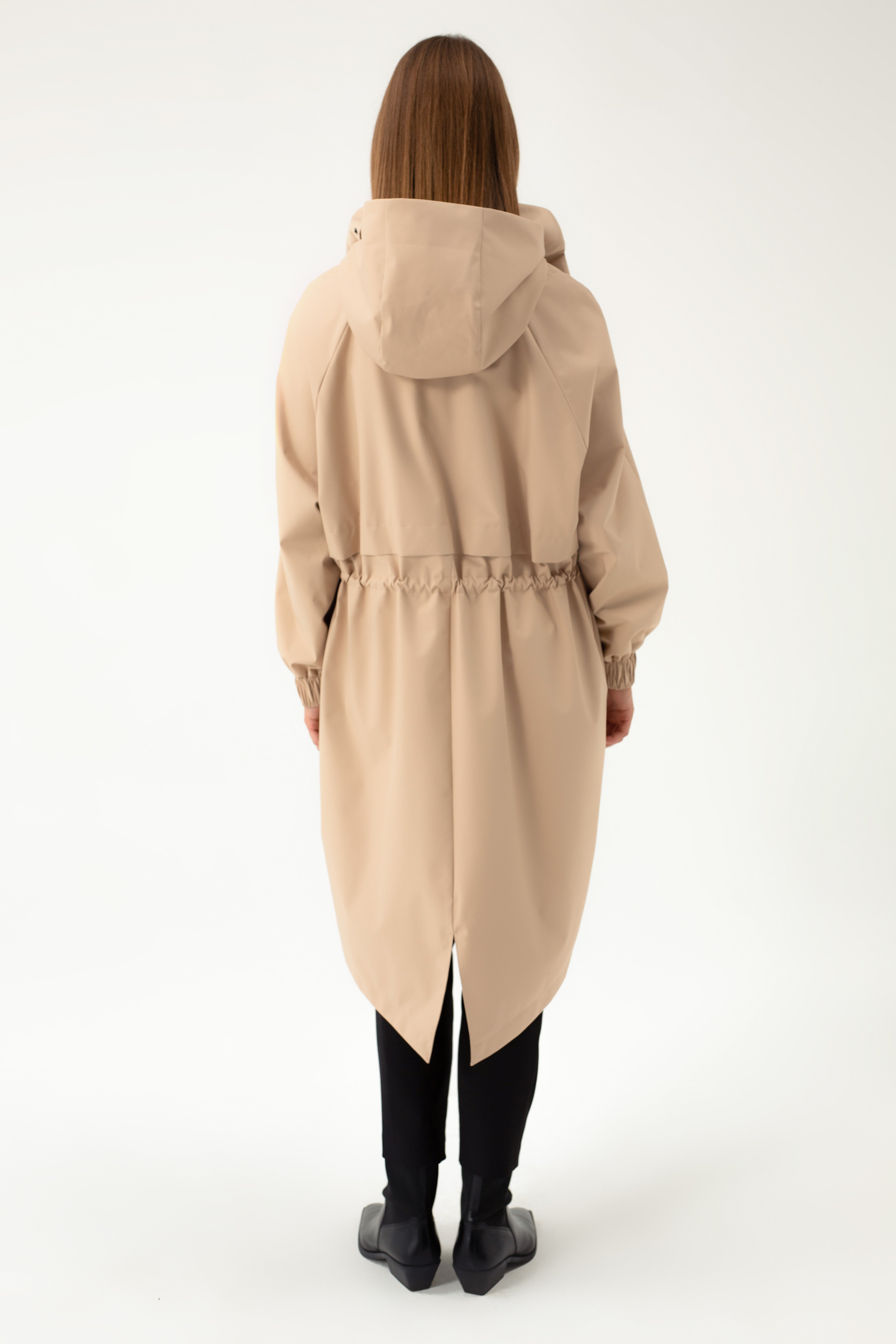 SAND COLORED RAINCOAT WITH HIDDEN HOOD – InAvati
