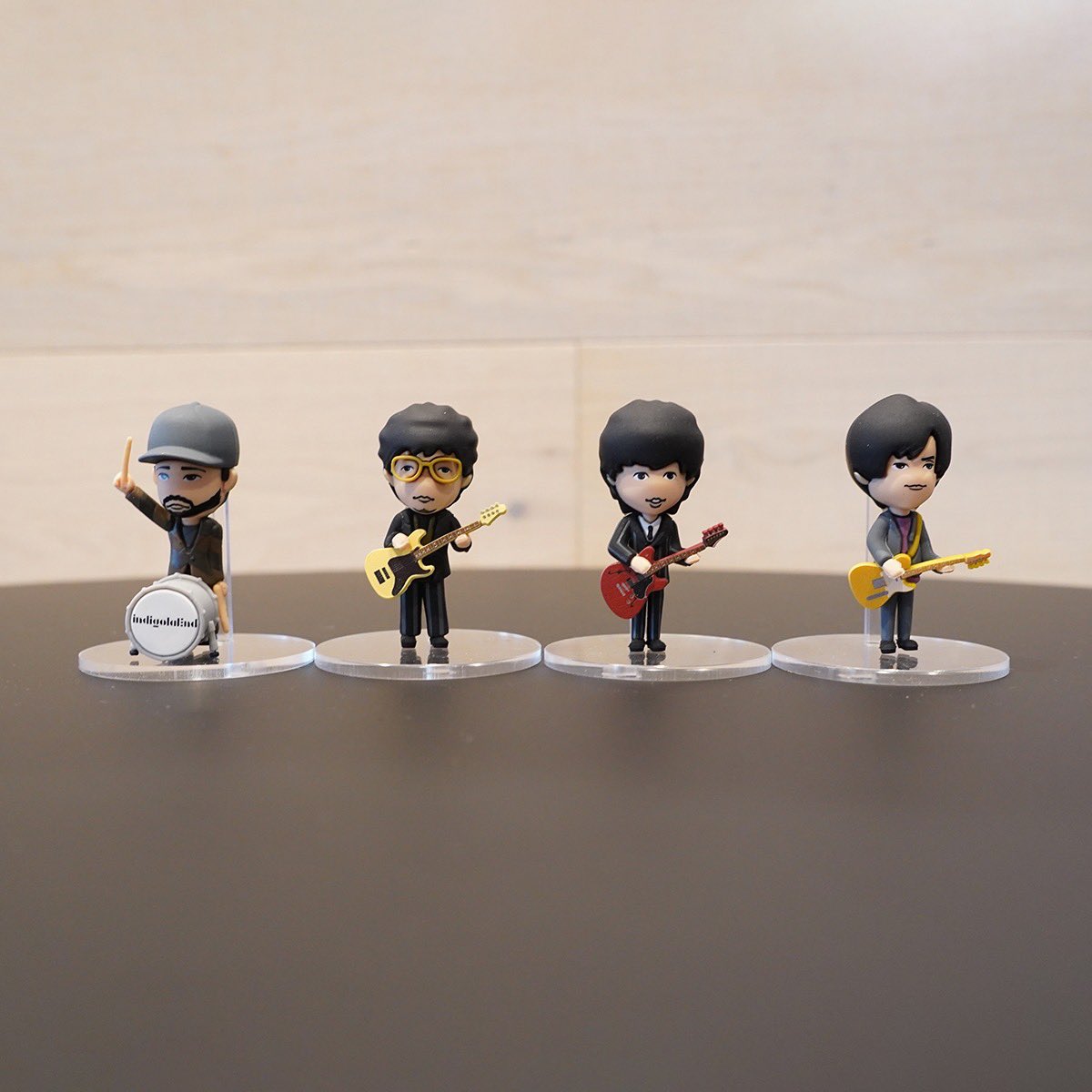 indigo la End official site