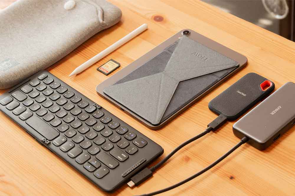 iPad miniアクセサリーまとめ。いい意味で雑に扱える & 使い勝手重視で