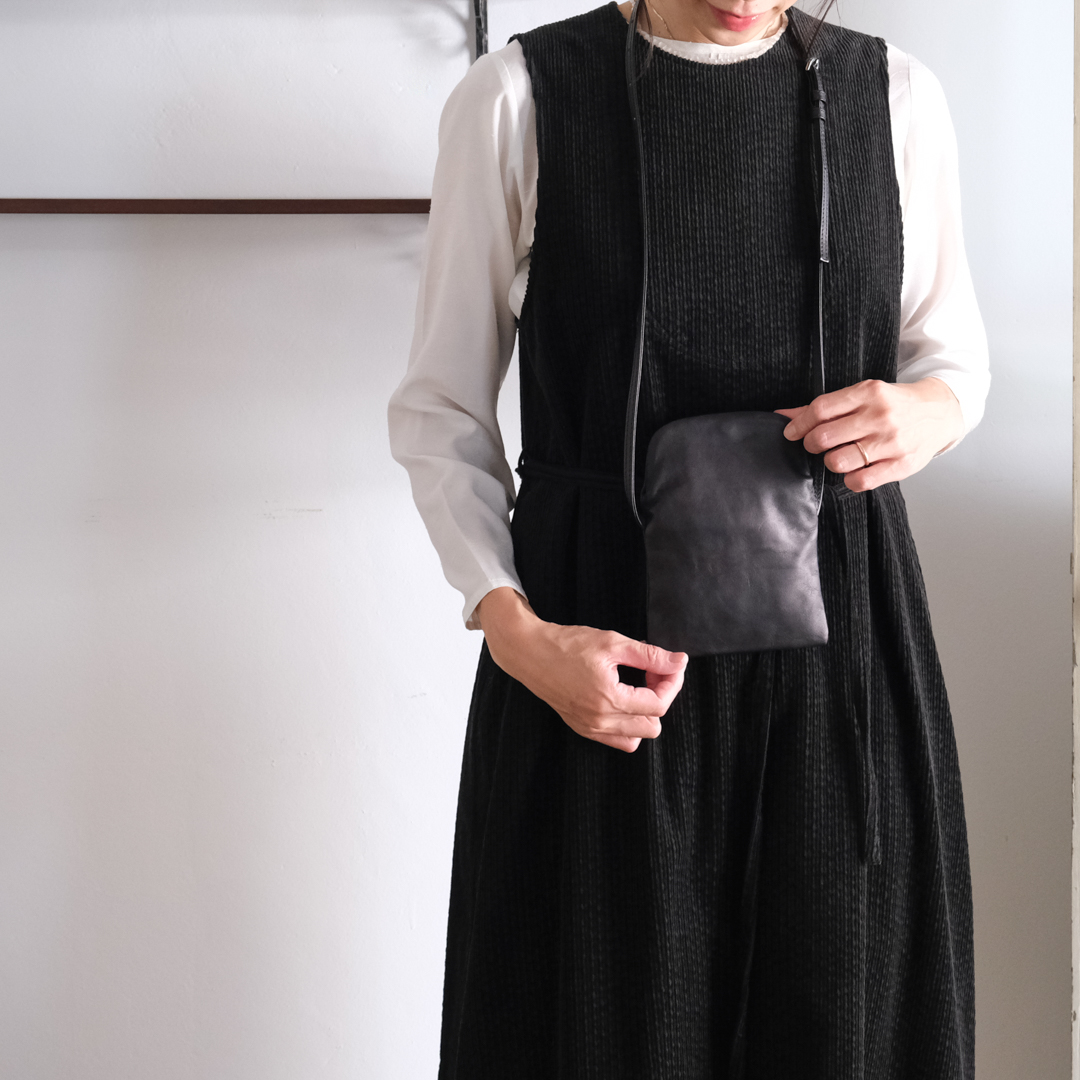 あなたはどのタイプ？》装いを引き締めてくれるTACHINO CHIEのバッグ