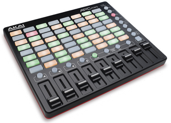 AKAI 「APC40 MKII」新Ableton Liveコントローラー発表！ | Digiland