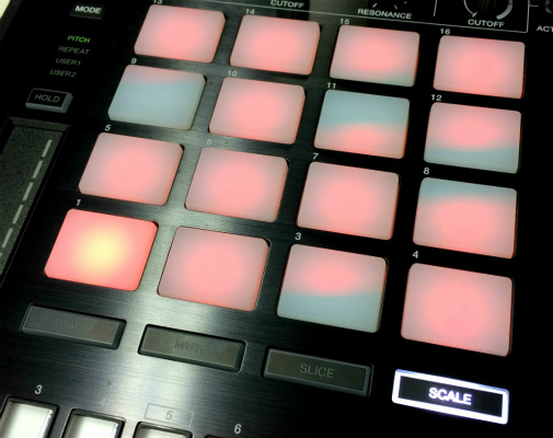 スタンドアロンで動くパッドサンプラーの本格派登場！PioneerDJ TORAIZ