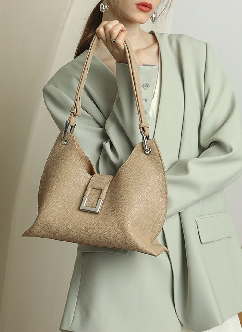 ISOLÉ公式｜トートバッグ 本革 フォルム ISOLE