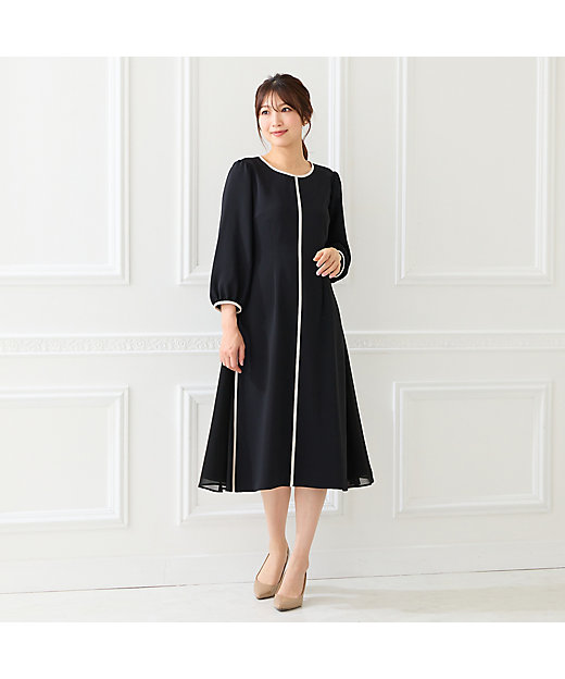 接触冷感／シワになりにくい】サイド切替えワンピース