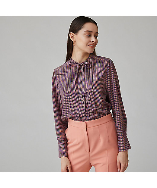 キカダイアゴナルプリント ボウタイブラウス | maison TOMORROWLAND