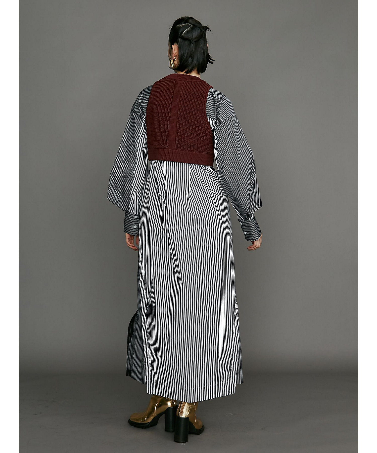 W TRIANGLE TUCK SH OP | UN3D./アンスリード | 三越