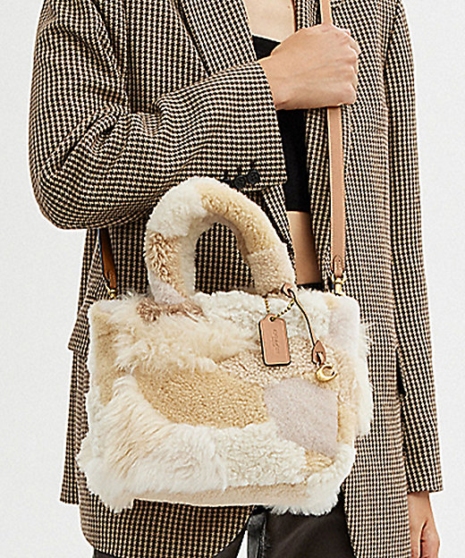 トート 22・パッチワーク | COACH/コーチ | 三越伊勢丹オンライン