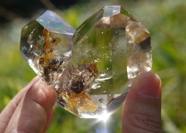 さいたま 大宮 | 天然石 パワーストーン 販売店|石の記録 / ハーキマー