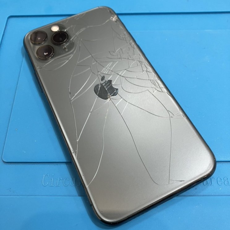 iPhone11Pro 背面ガラス交換 | スマホ修理SHOP