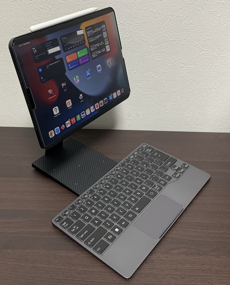 富士通のタッチパッド付きワイヤレスキーボード「LIFEBOOK UH Keyboard