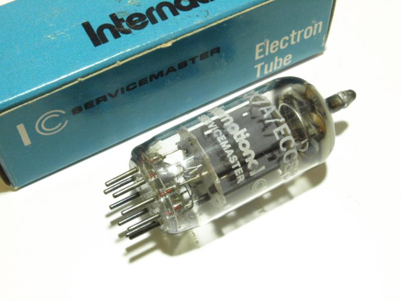 カメラのいわもと：真空管 12AX7、ECC83、同等管、類似管商品在庫一覧