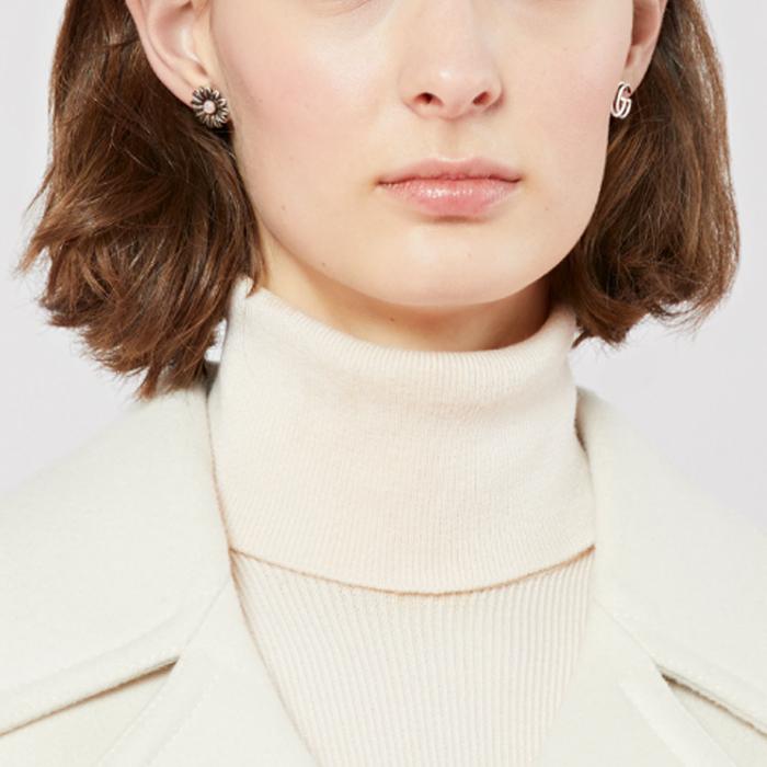 GUCCI（グッチ） ダブルG フラワー 両耳 ピアス シルバー アクセサリー