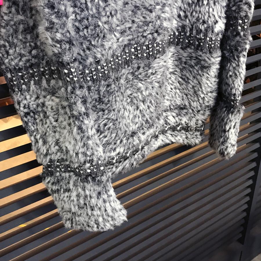 CHANEL（シャネル） 【新品同様】シャネル カシミヤ混 長袖 クルー