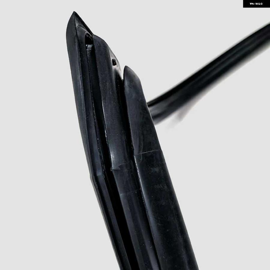 並行輸入品日産 パトロール Y60 ウェザーストリップ フロントガラス