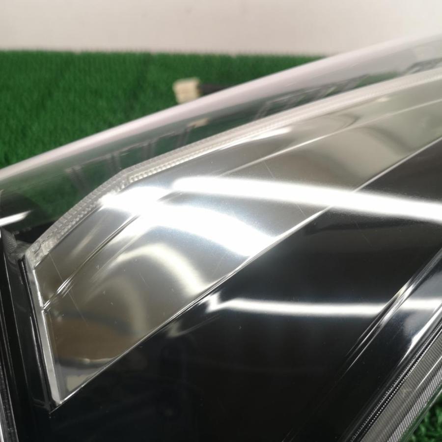 LA650S 前期【テールランプ/ライト 右】81551-B2440 R2 ダイハツ