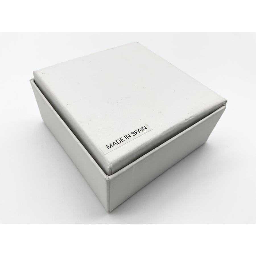 LOEWE ロエベ アナグラム ブローチ - シルバー : トレスト - 通販