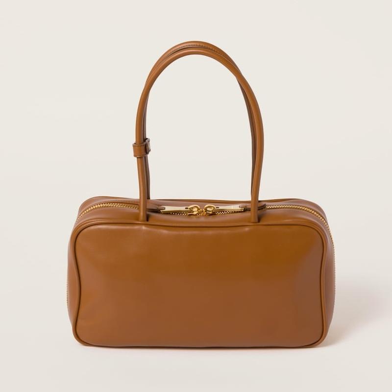 miu miu（ミュウミュウ） レザー トップハンドルバッグ