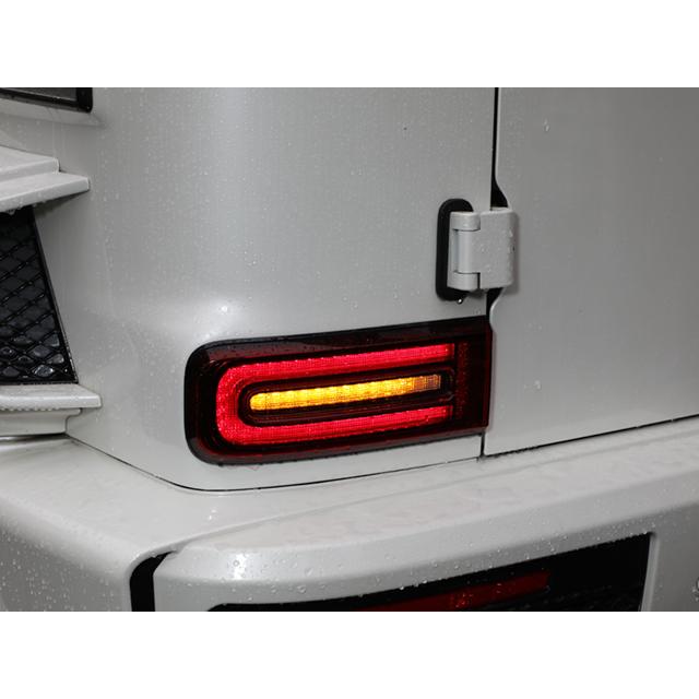 Mercedes-Benz（メルセデス・ベンツ） 純正品 W463A テールランプ 左右