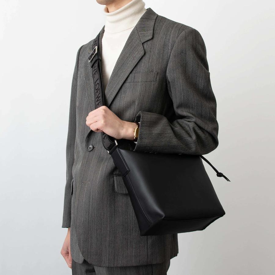 LOEWE（ロエベ） バッグ ショルダーバッグ CUBI CROSSBODY SMALL