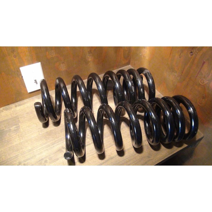 コイルスプリング フロント2本セット MOOG 88-99y C1500 サバーバン