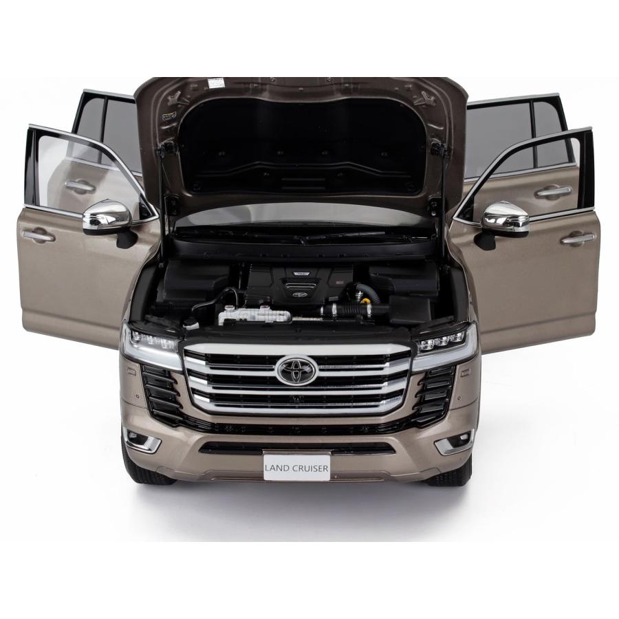 トヨタ（TOYOTA） ミニカー 1/18 ランドクルーザー 300-ZX SUV LCD