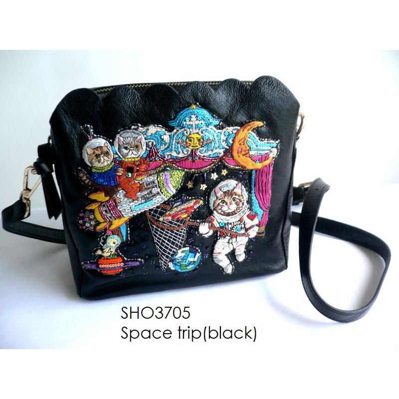 tamao world（タマオワールド） バッグ 刺繍 スカラップ ショルダー