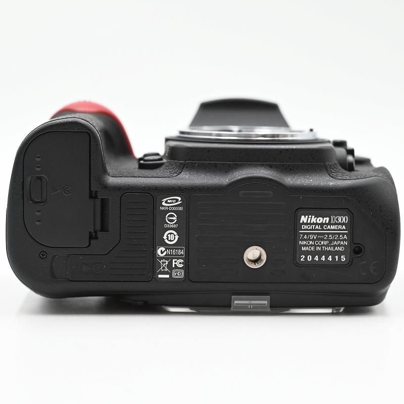 Nikon ニコン デジタル一眼レフカメラ D300 ボディ (ショット数2357枚