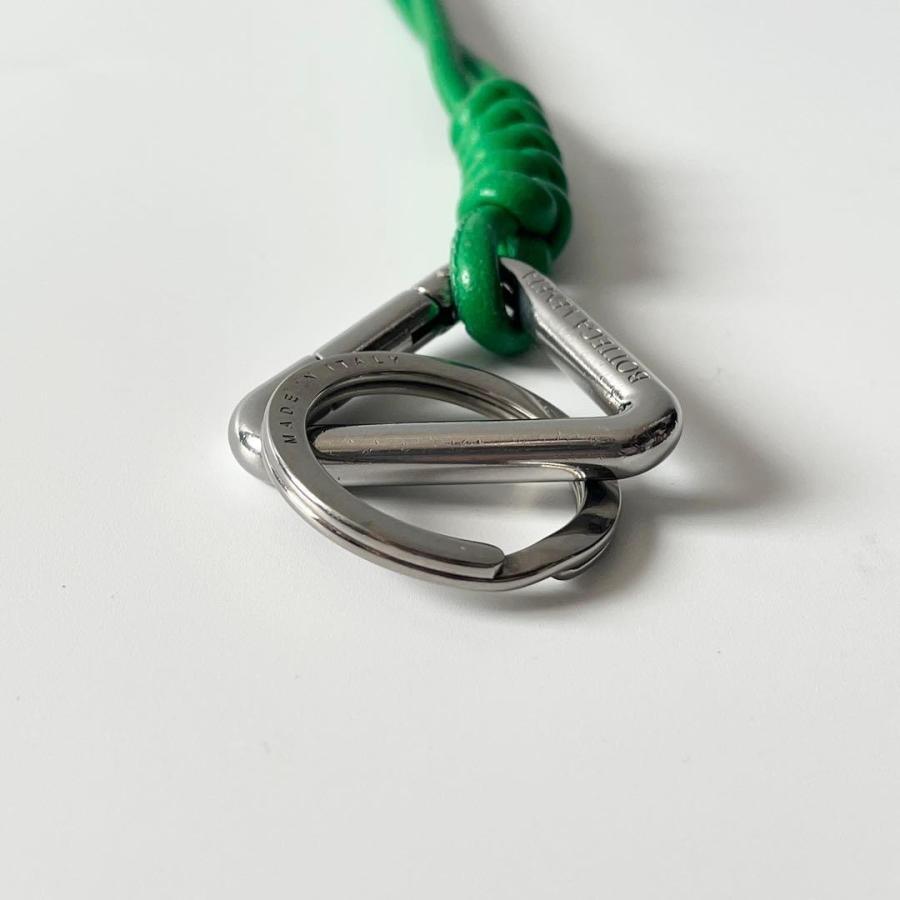 BOTTEGA VENETA ボッテガヴェネタ トライアングル キーリング ネック