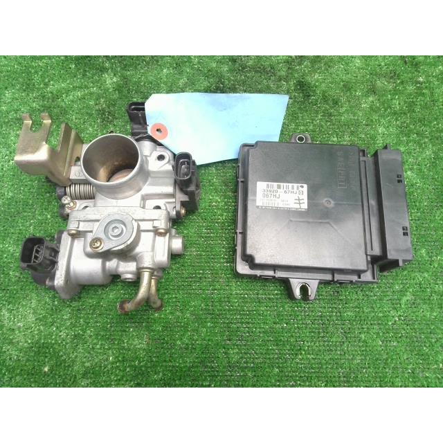 キャリイ キャリィ LE-DA63T スロットルボディ Z2S 33920-67HJ0 13400