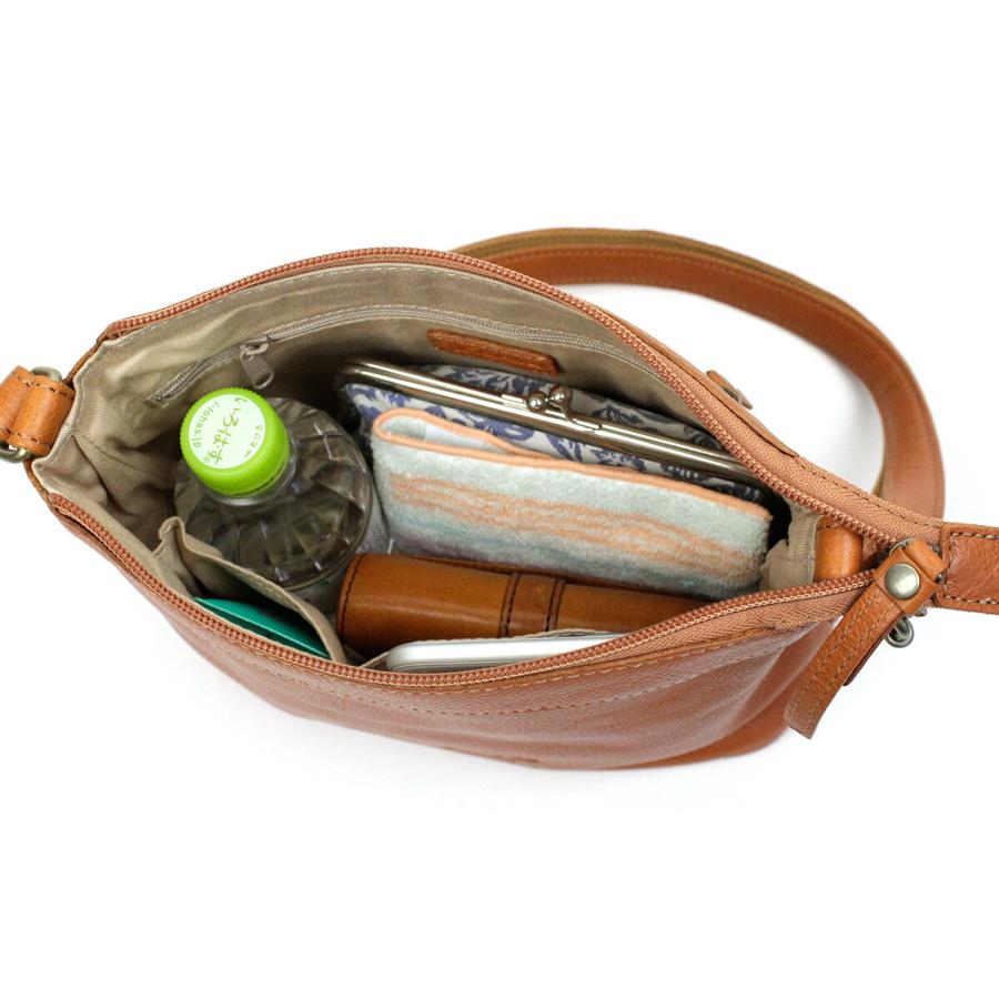 Dakota（ダコタ） ショルダーバッグ マチ付き 斜め掛け ジェントリー