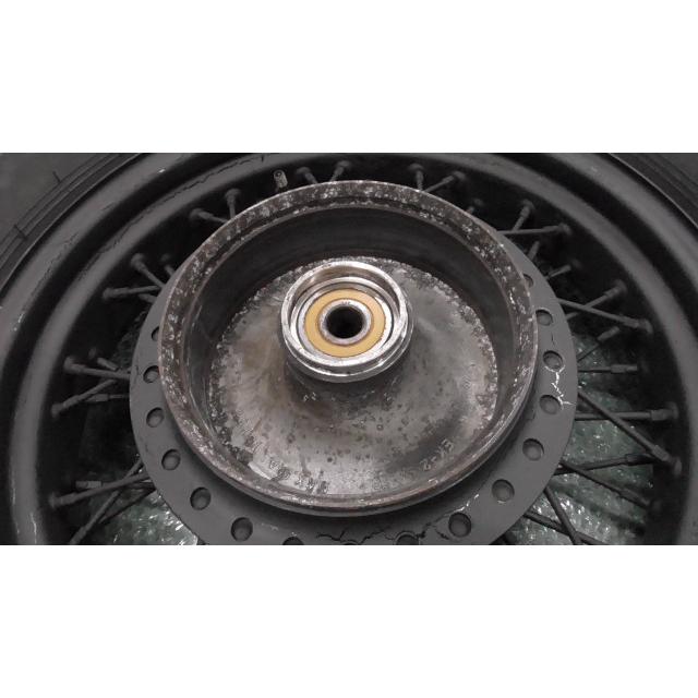 スティード400 NC26-1155xxx の リアホイール タイヤ *1626834183 中古