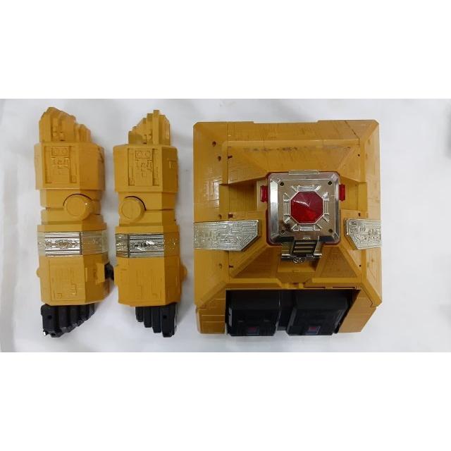 超力戦隊オーレンジャー⇒超巨大 DXキングピラミッダー : B-button