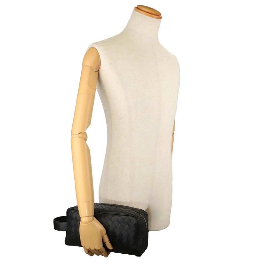 BOTTEGA VENETA（ボッテガ・ヴェネタ） 並行輸入 ポーチ イントレ