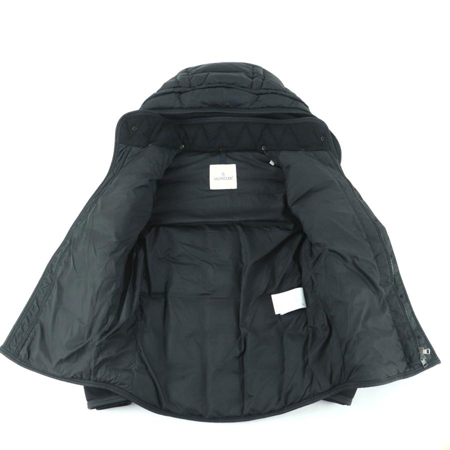 MONCLER（モンクレール） 美品☆MONCLER RYAN ライアン レザーロゴ