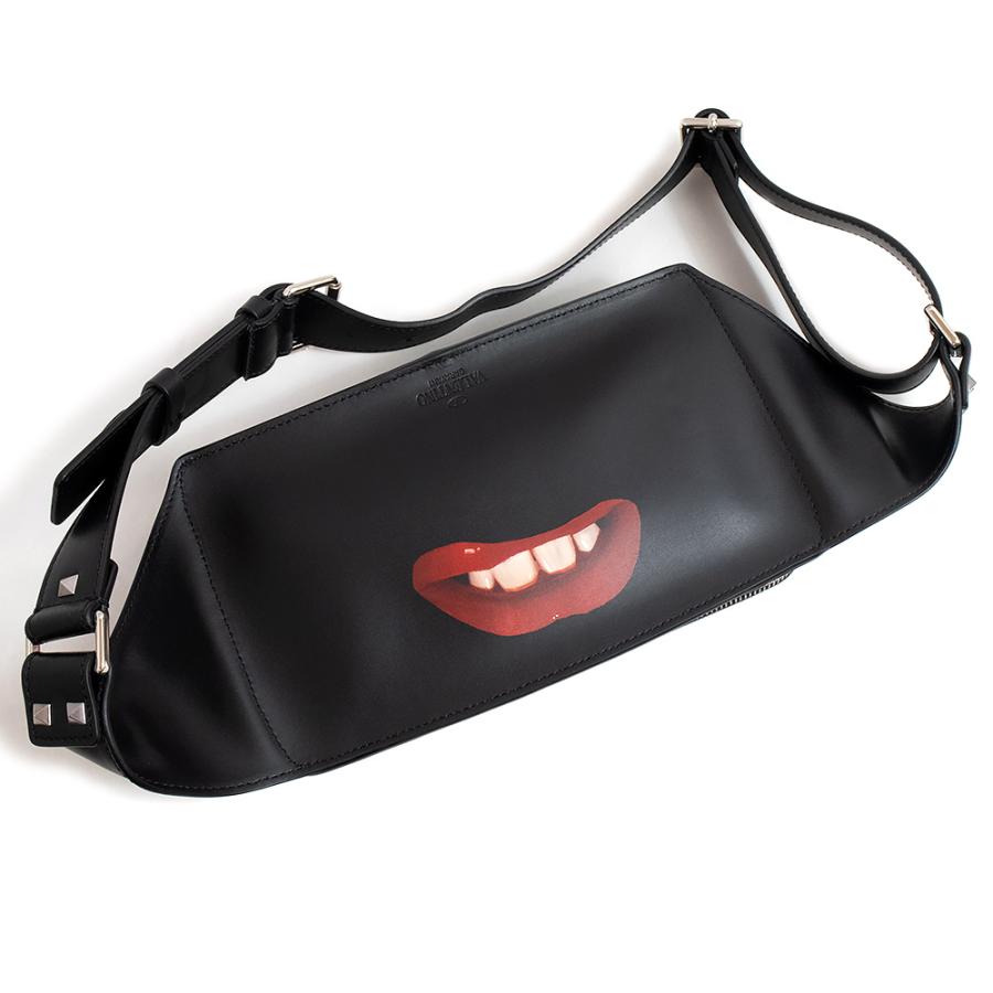 新品・未使用品）ヴァレンティノ ガラヴァーニ Valentino Garavani