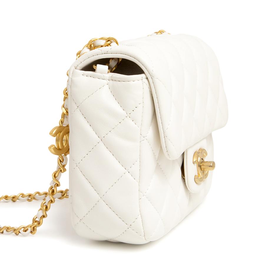 CHANEL（シャネル） （新品・未使用品）シャネル マトラッセ 17 ミニ