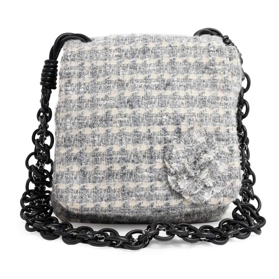 CHANEL（シャネル） （美品）シャネル カメリア レザー チェーン