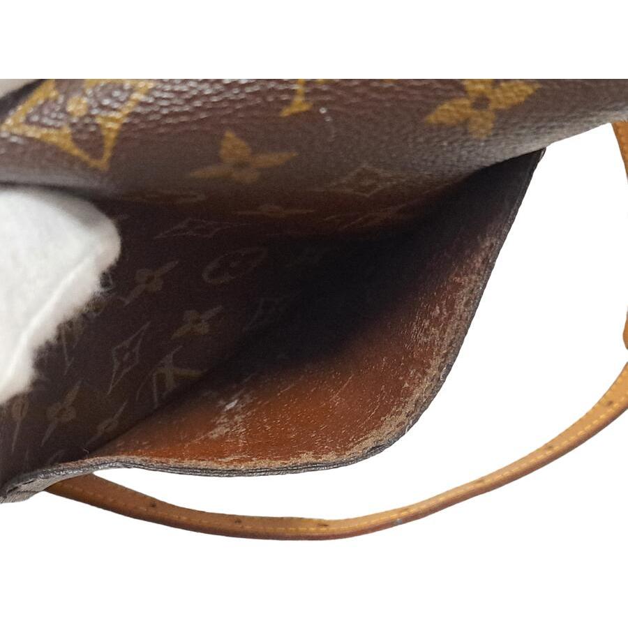 LOUIS VUITTON（ルイ・ヴィトン） サンクルー 斜め掛けショルダー