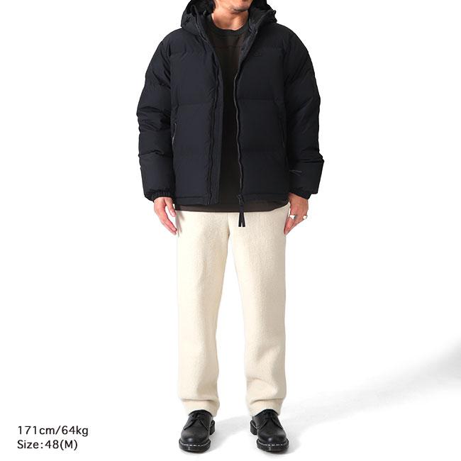 LACOSTE ラコステ バックロゴ モノトーン フード付き ダウンジャケット