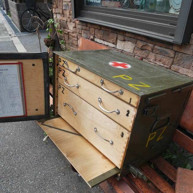 チェコ軍 メディカルボックス ミリタリー インテリア 収納 ウッド