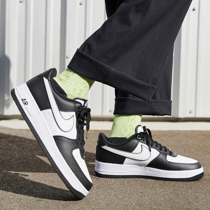 NIKE（ナイキ） NIKE AIR FORCE 1 07 LV8 WHITE WHITE BLACK ホワイト