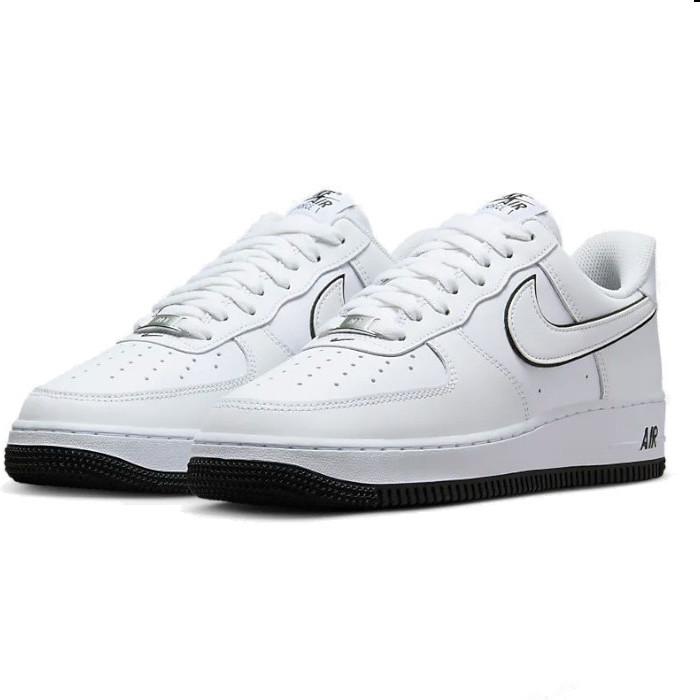 NIKE（ナイキ） エアフォース1 07 ホワイト ブラック NIKE AIR FORCE 1