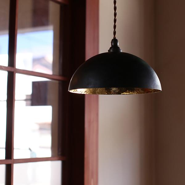 FUTAGAMI（フタガミ） ペンダントランプ 半球 鍛金 黒ムラ ペンダント