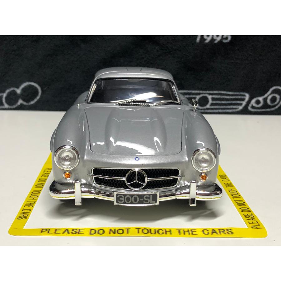 ミニチャンプス minichmaps 1/18 Mercedes Benz 300 SL (W198